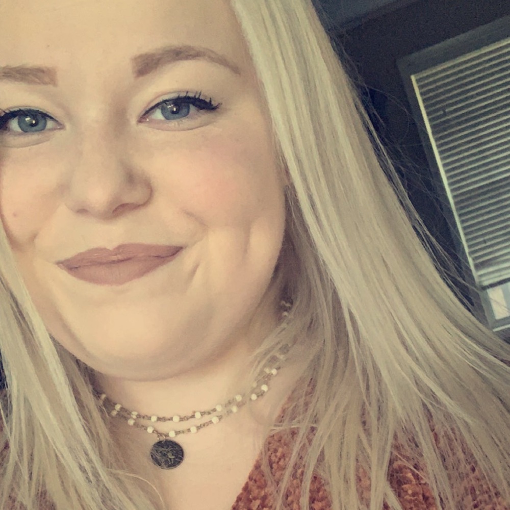 Meet your Posher, Megan